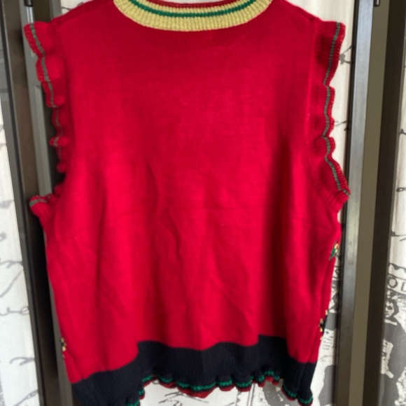 Christmas vest top - Picture 7 of 8